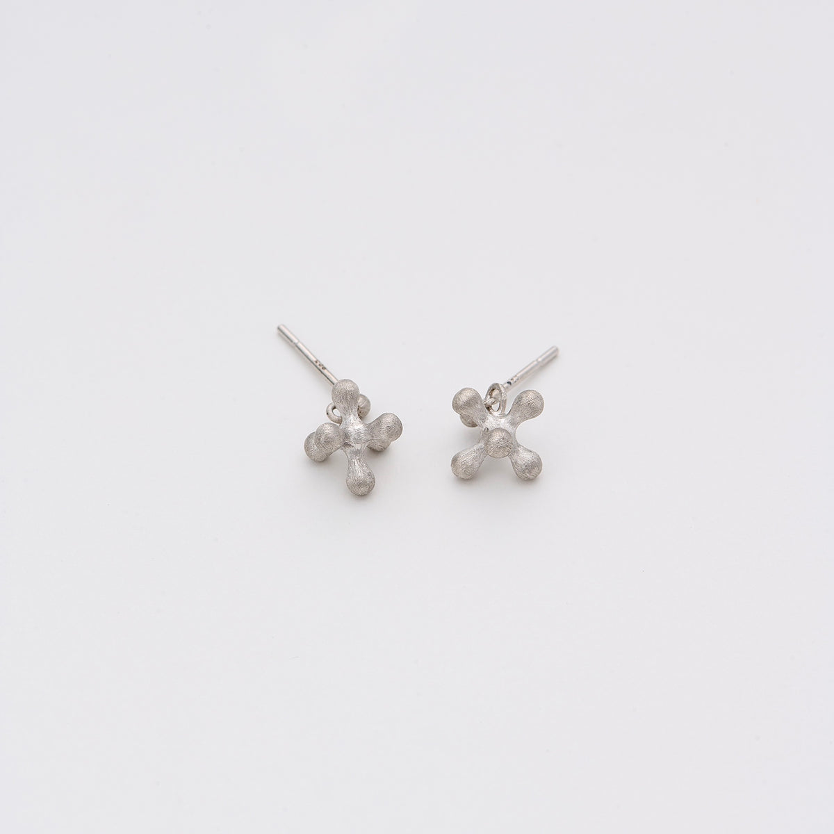 6pod earrings/hairline - XS］6ポッドピアス／ヘアライン XSサイズ 