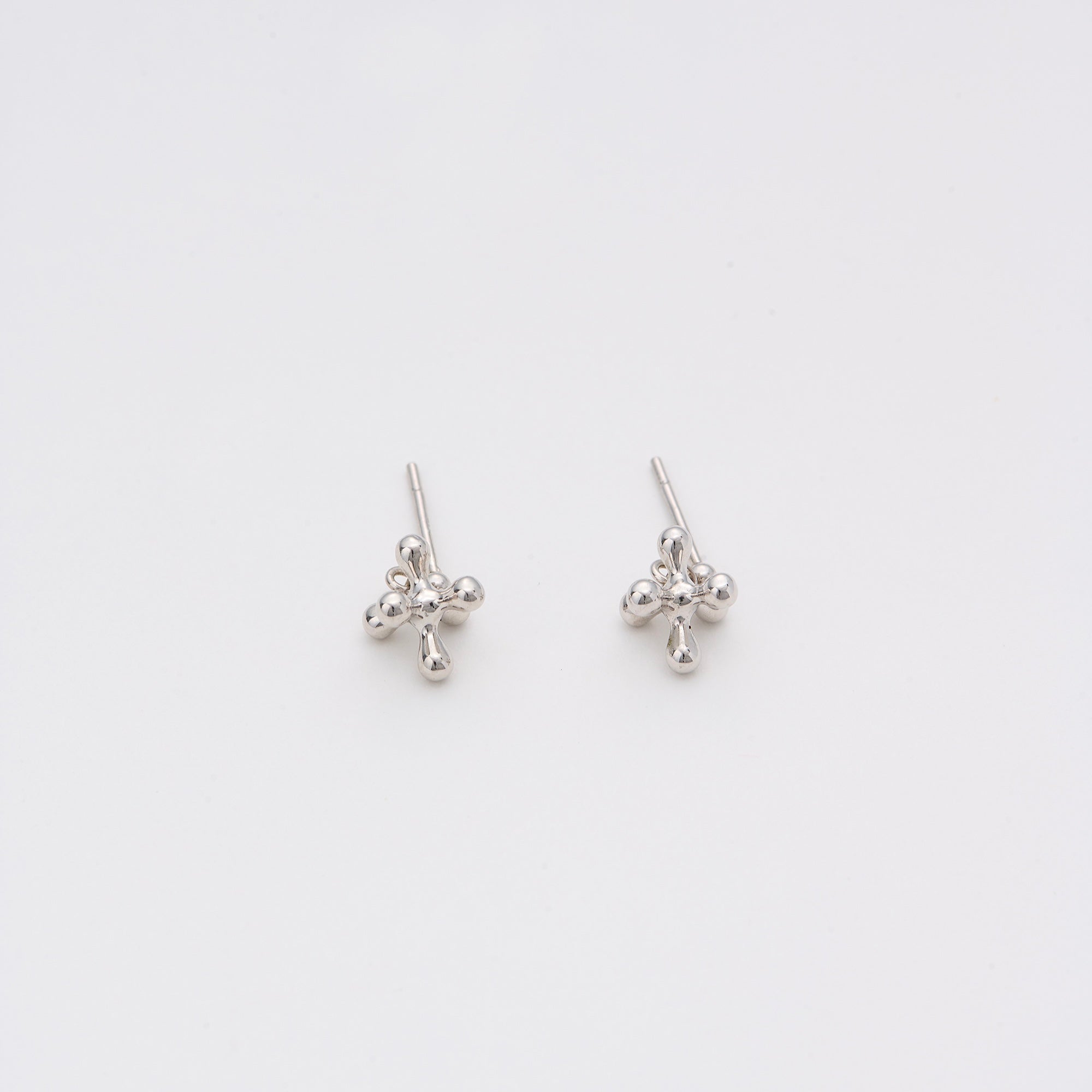 『5160』ハンドメイドピアス No.516 雪の結晶 マットブルー ピアス イヤリング ハンドメイド - メルカリ